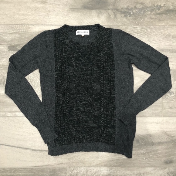 JOHN + JENN grey and black argyle sweater- XS - Picture 1 of 4